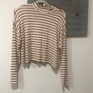 striped turtle neck tee